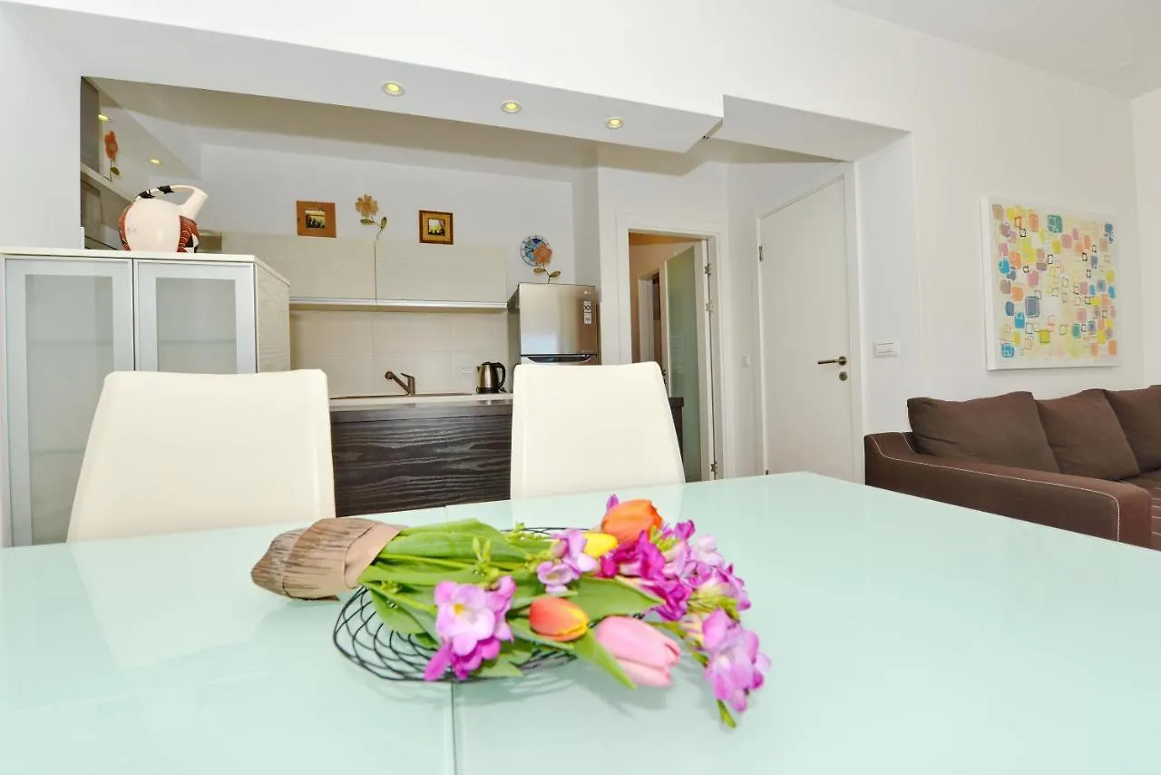 Apartment Ivon Zadar 0*,