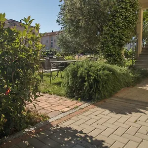 https://apartments-joseph-and-mary.splithotels.org